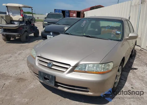 2001 Honda Accord 2.3 Ex z USA, uszkodzony, nr VIN 1HGCG56651A091619